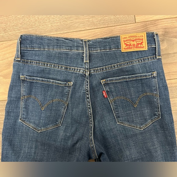 Levi’s 312 Straight Slim Jeans - Picture 4 of 7